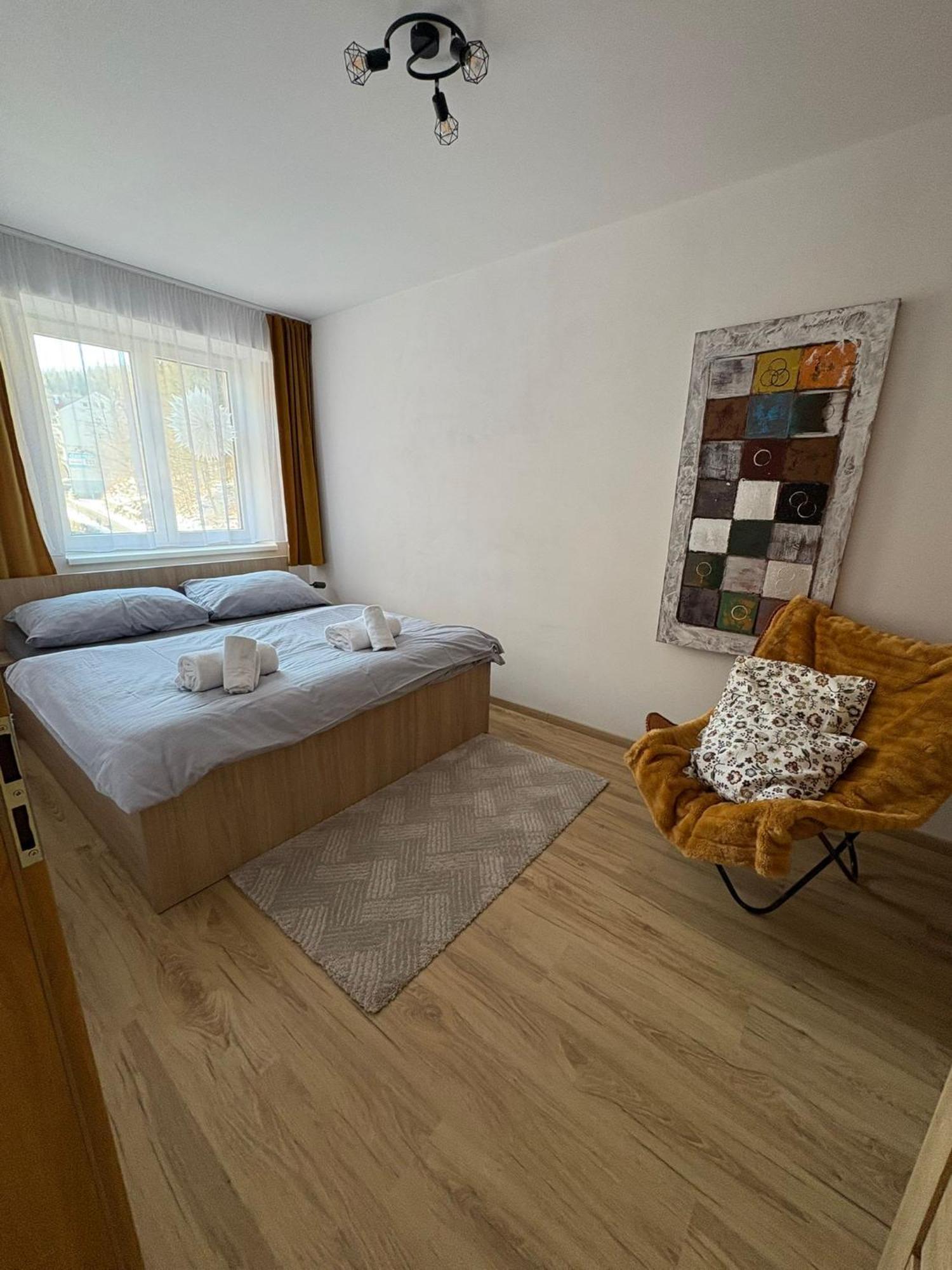 Apartman 4 - Rezidence K Lanovce 야히모프 외부 사진
